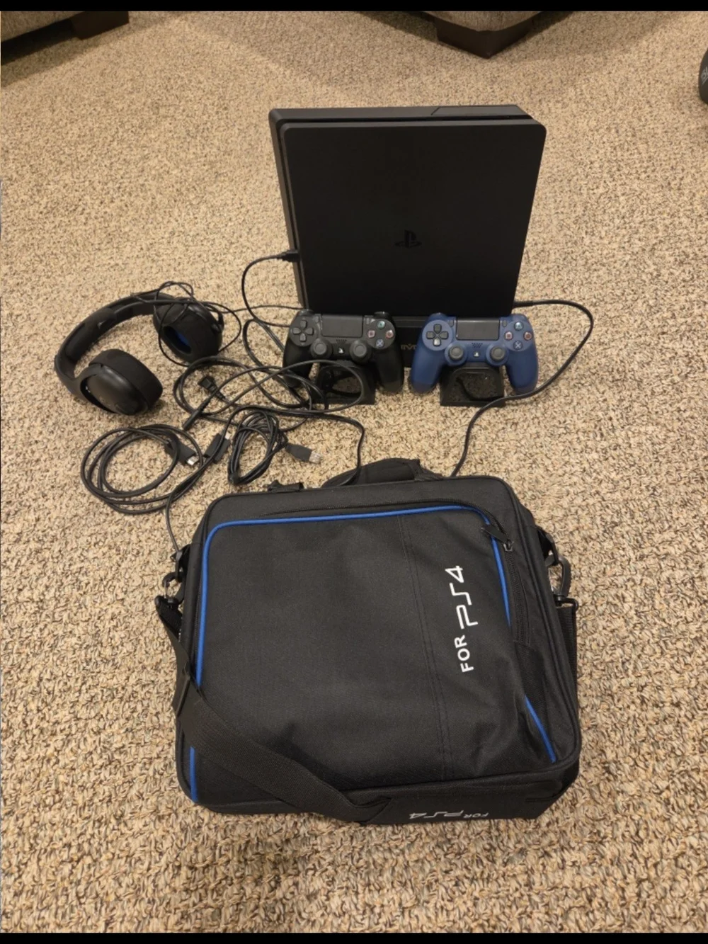 Playstation 4 with fan cooling controller charging dock And Case